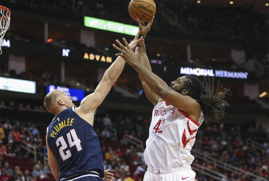 荷兰主场大胜挪威，轻松拿下关键三分(荷兰主场大胜挪威,轻松拿下关键三分球)