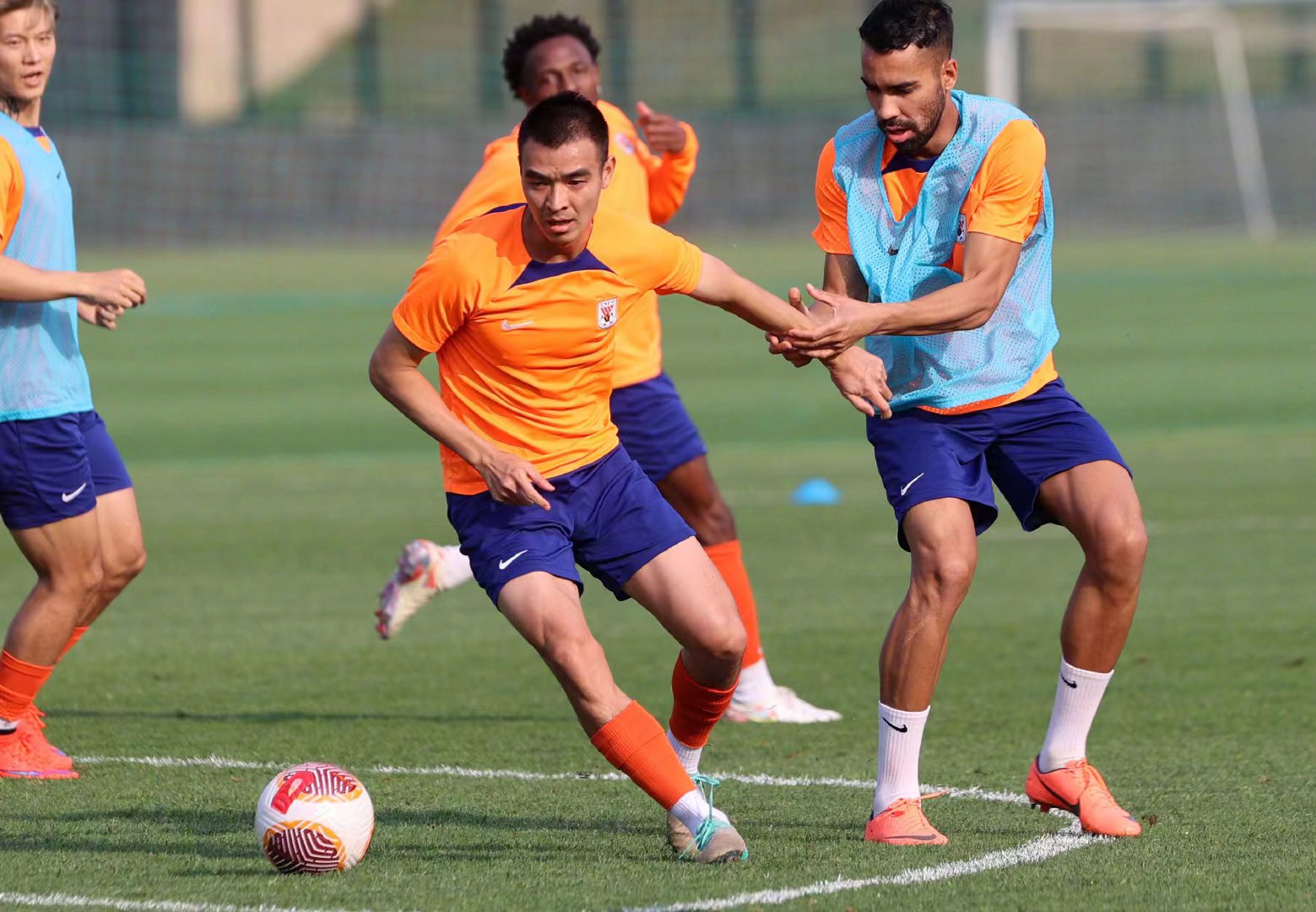 篮网队壮志未酬,球队备战工作持续(篮球人物艾弗森上集) 篮网队壮志未酬,球队备战工作持续(篮球人物艾弗森上集)