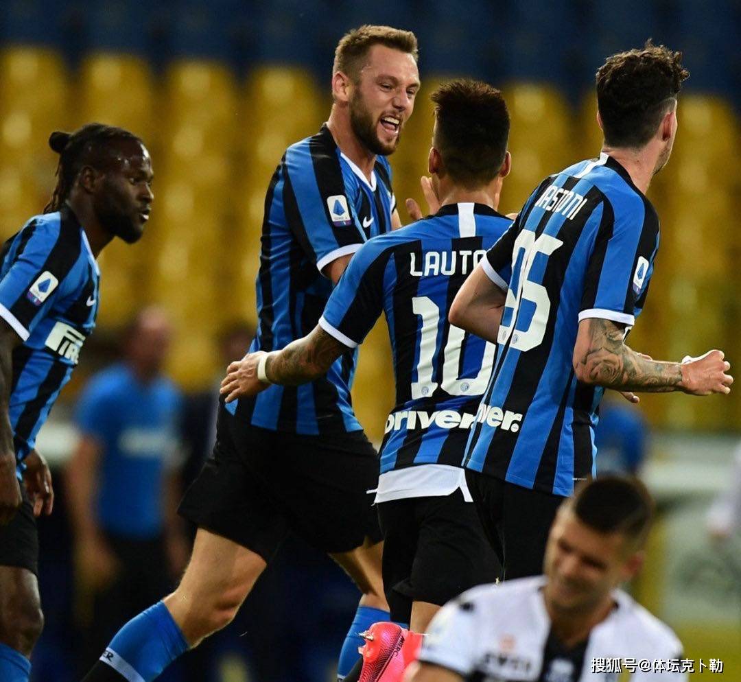 关于沃尔夫斯堡客场惊险逆转，豪取三分的信息